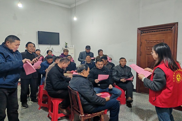 南尖回民村“三舉措”扎實(shí)推進(jìn)二輪土地延包工作