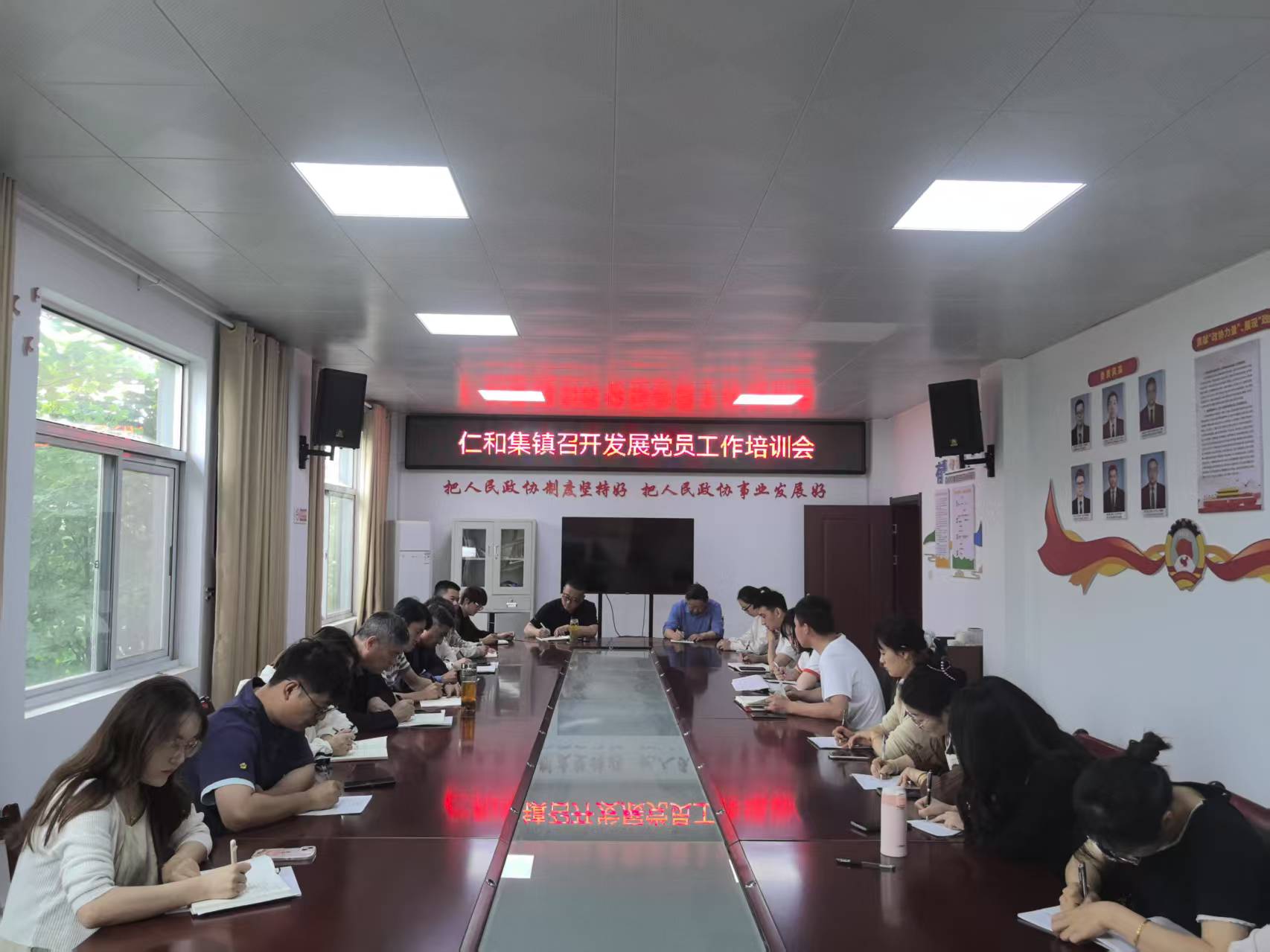 仁和集鎮(zhèn)：嚴(yán)審 善管 活用 全面提升黨員檔案管理質(zhì)效