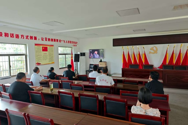 楊村鎮沂湖村：集中觀看紀念中國人民抗日戰爭暨世界反法西斯戰爭勝利80周年大會